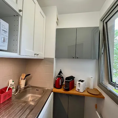 Relax-parc Des Expos-wifi By La Cle Des Expos Apartment *